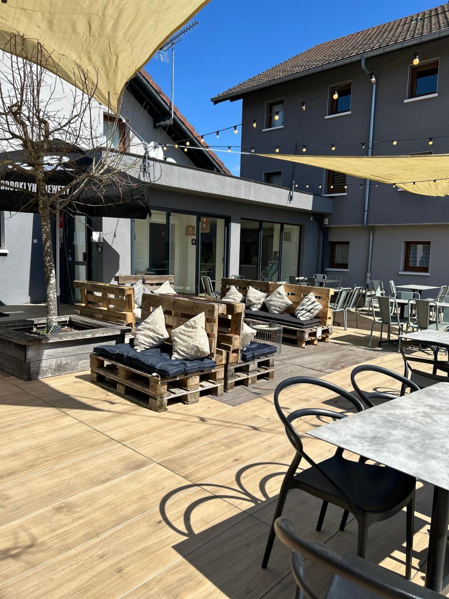 Beaujour & Bonsoir Hotel - Restaurant Villy-le-Pelloux Buitenkant foto